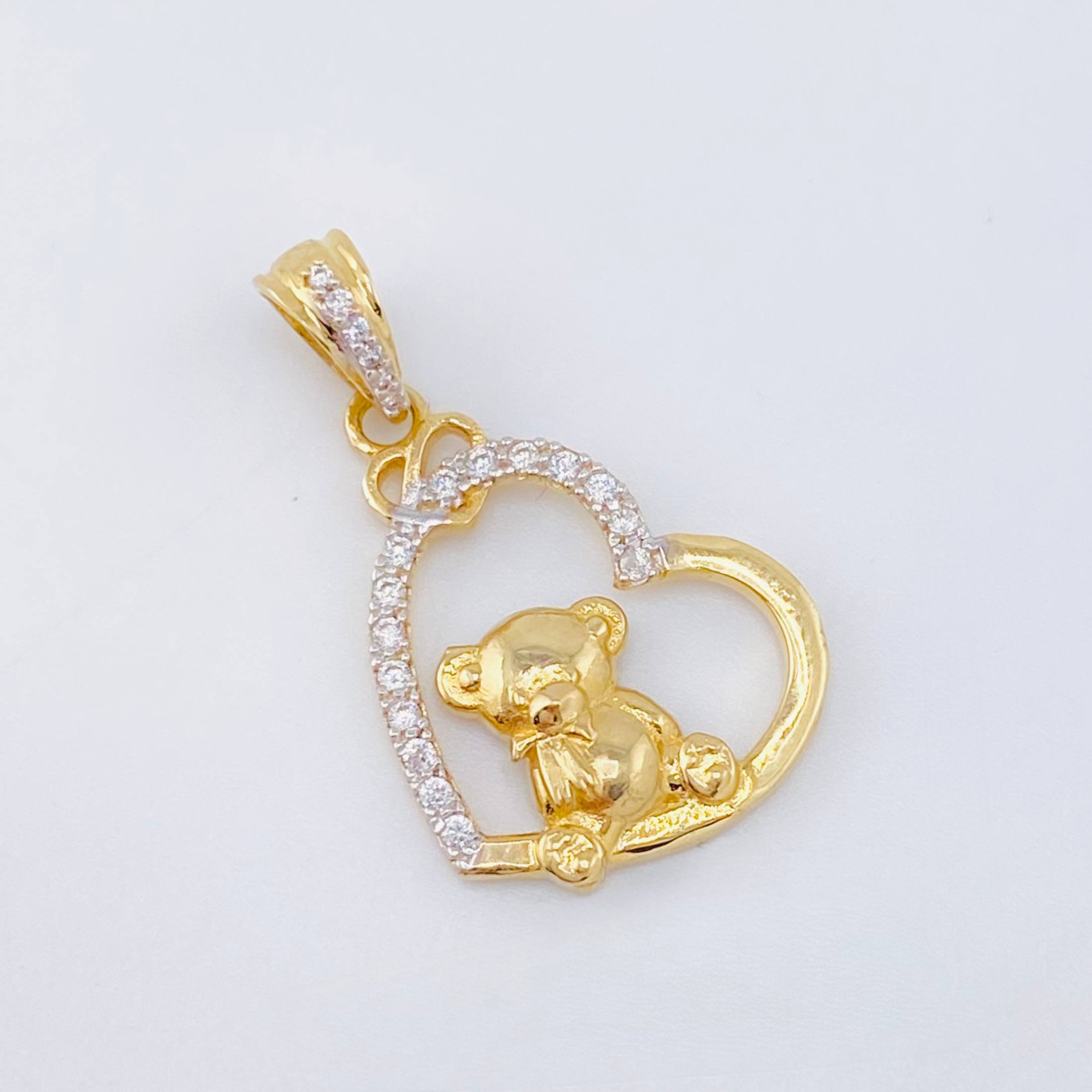 Dije Oso de Peluce 2.4gr / 2.5cm / Dos Oros Amarillo Blanco 18K ©