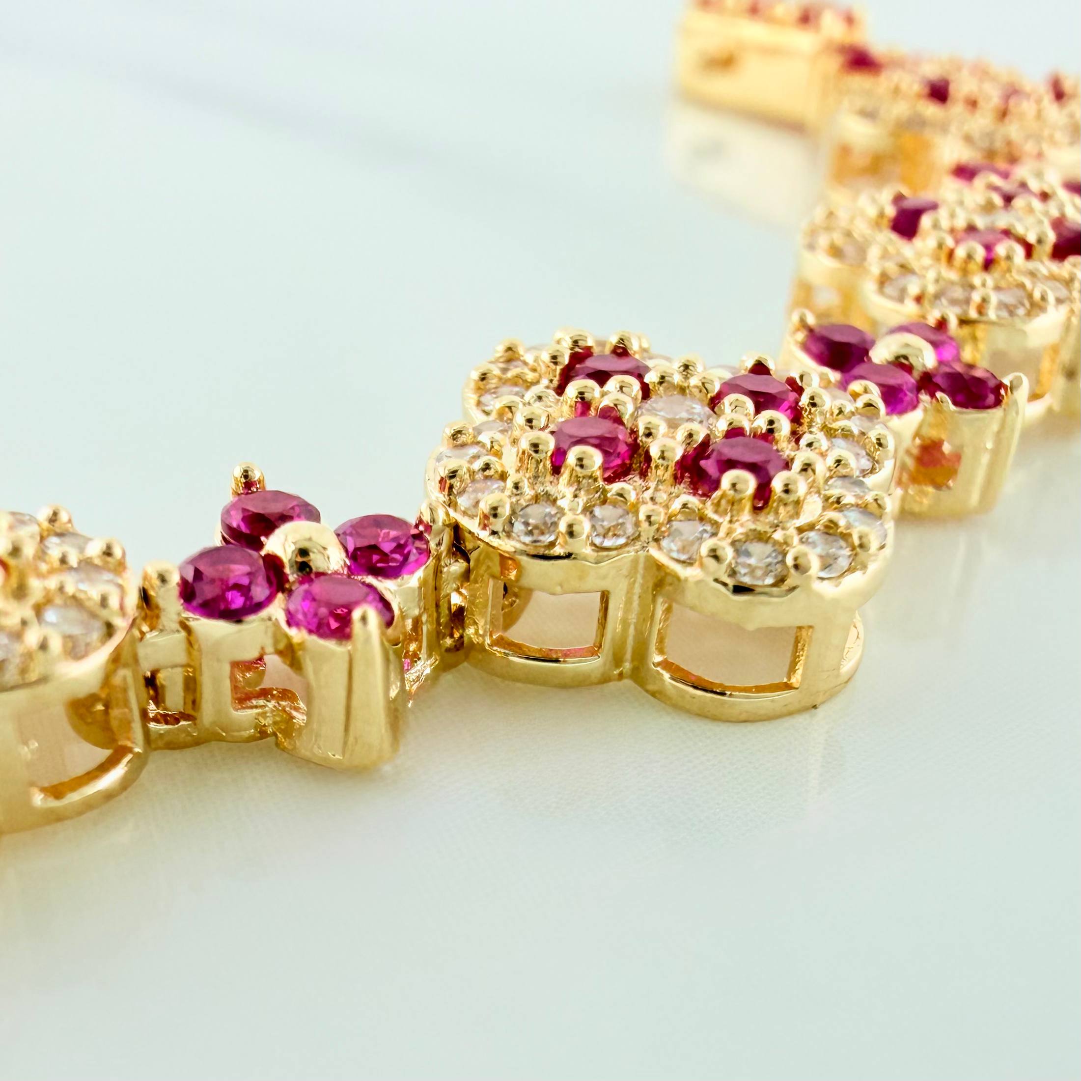 Pulso Trebol Flores 14.3 g / 16.7 cm / 9.67 mm Oro Amarillo 18K