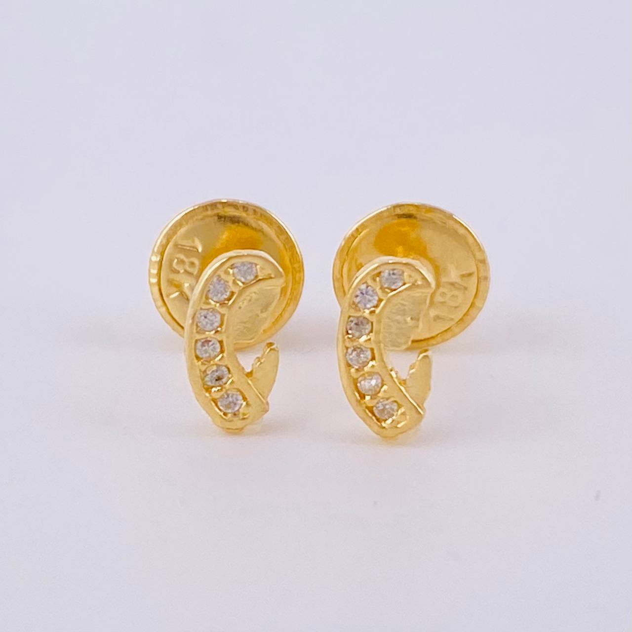 Topos Virgen Maria 0.65 g / in / 6.2 mm Oro Amarillo 18K