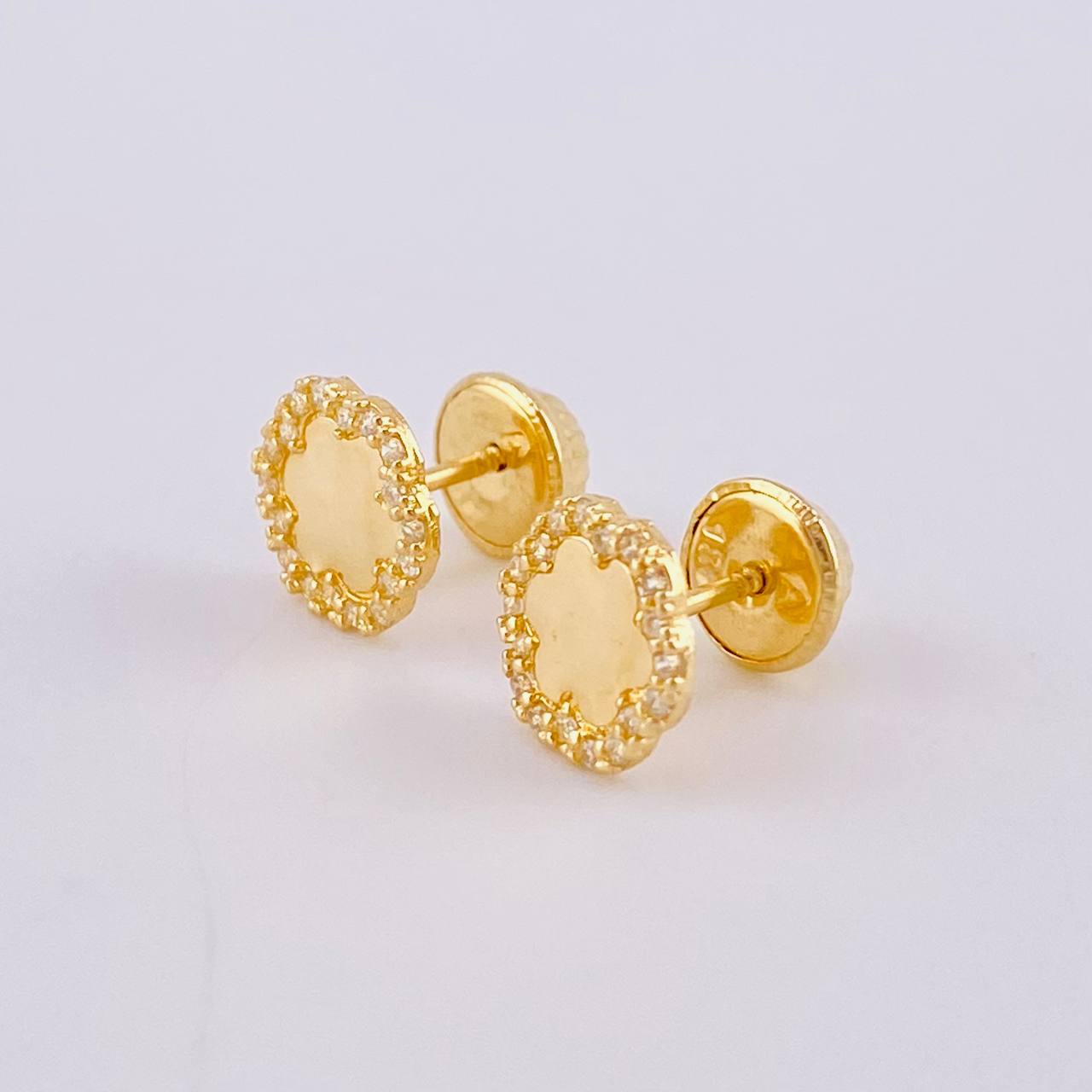 Topos Flor Refractante 0.9 g / 6.9 mm Oro Amarillo 18K
