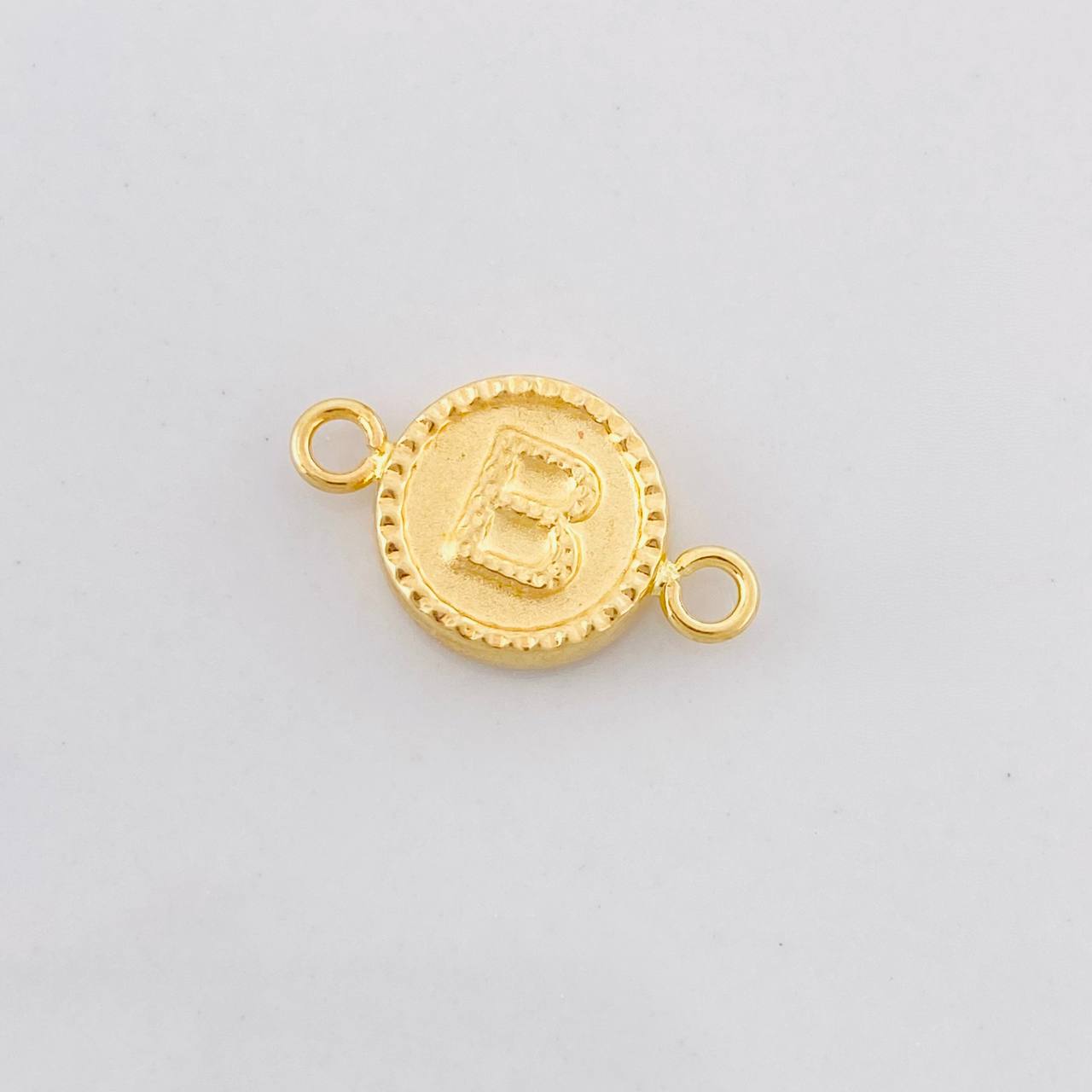 Herraje Circulo Letra B 0.6g / 1.7cm Oro Amarillo 18K