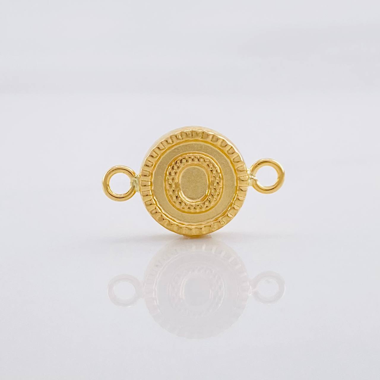 Herraje Circulo Letra O 0.6g / 1.7cm Oro Amarillo 18K