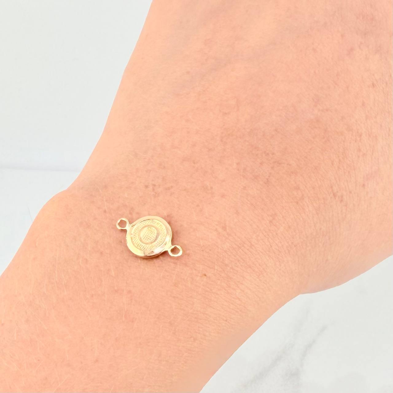 Herraje Circulo Letra O 0.4g / 1.5cm Oro Amarillo 18K