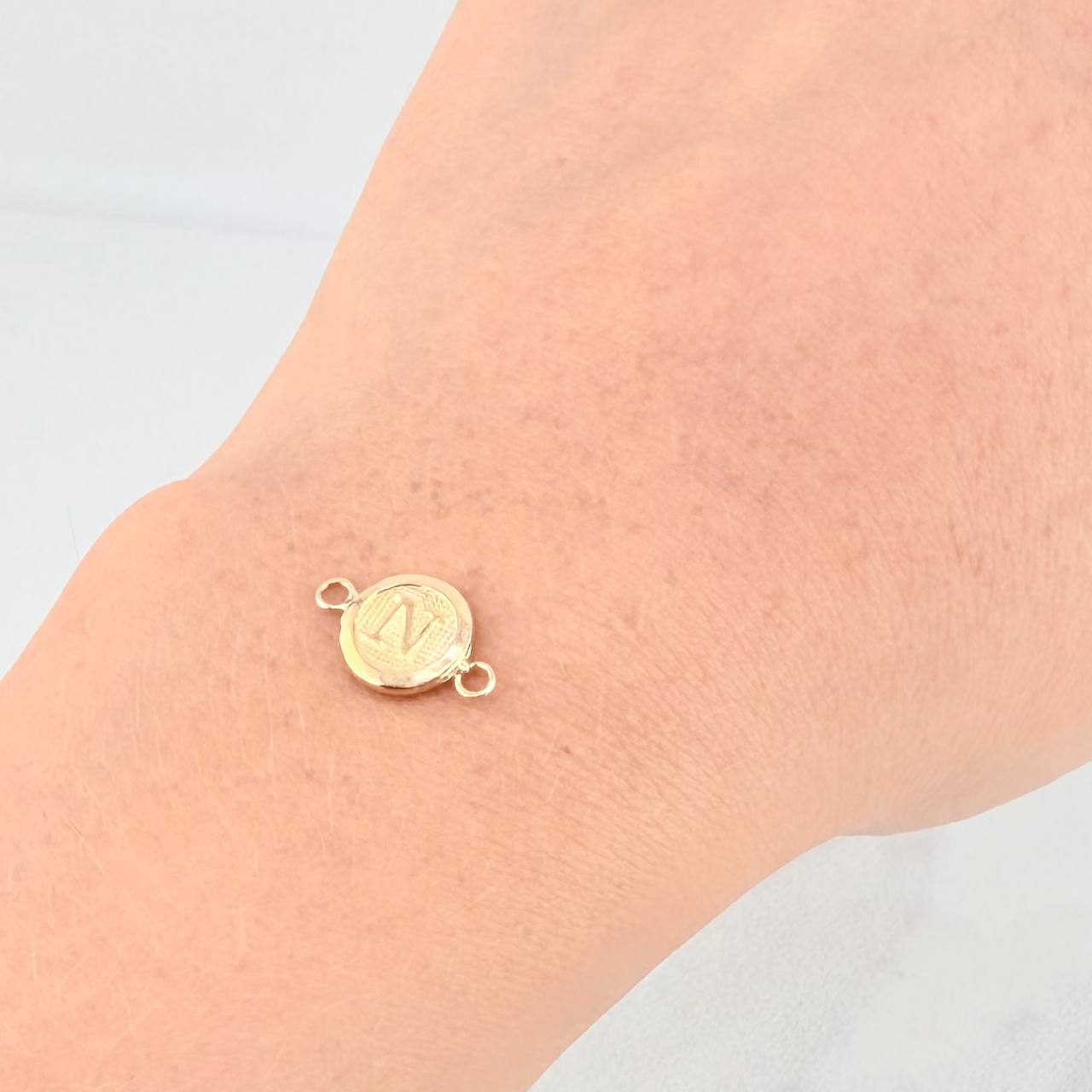Herraje Circulo Letra N 0.35g / 1.5cm Oro Amarillo 18K