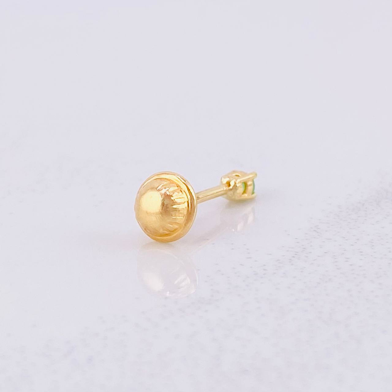 Topo Cuatro Garras Esmeralda 17pts 0.3g / 2.2mm Oro Amarillo 18K