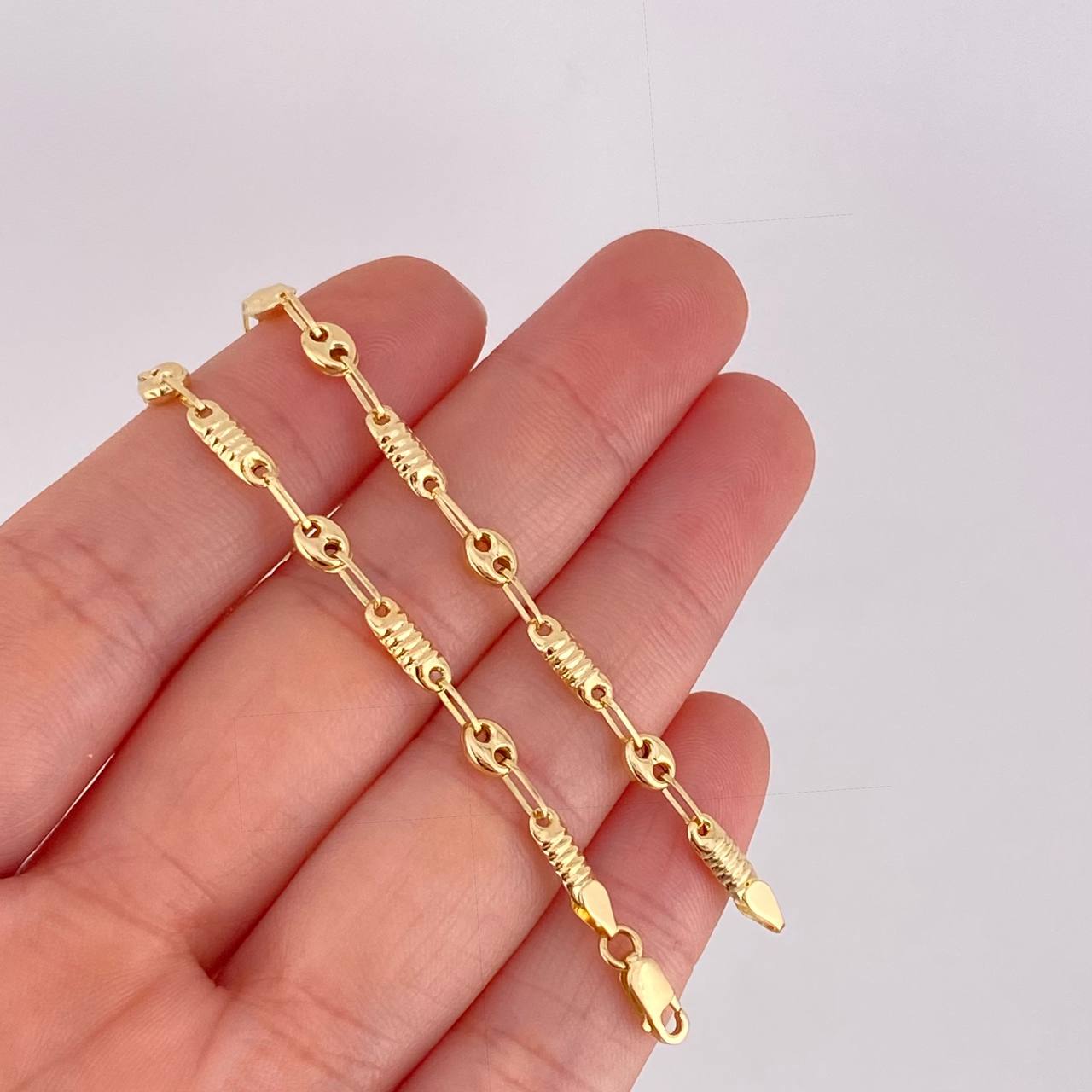 Tobillera Rustica Barril GC 3.4g / 25.9cm / 4.1mm Oro Amarillo 18K