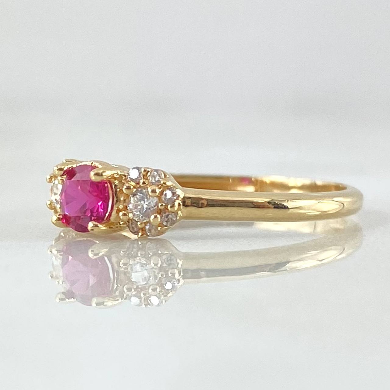 Anillo Solitario Copos Laterales 1.7gr / T5 1/4 / Oro 18K ©