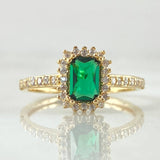 Anillo Solitario Halo Rectangulo 2.4gr / T4 3/4 / Oro 18K *