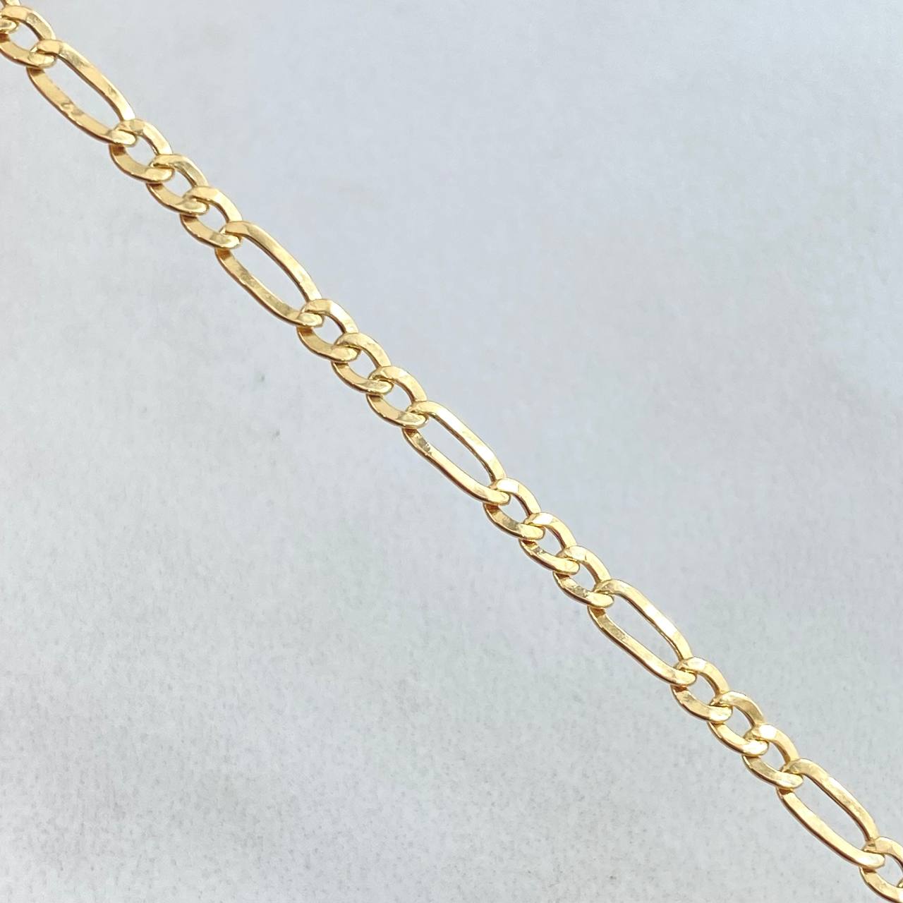 Cadena Figaro 2.9gr / 50cm / +1 Oro 18K ©