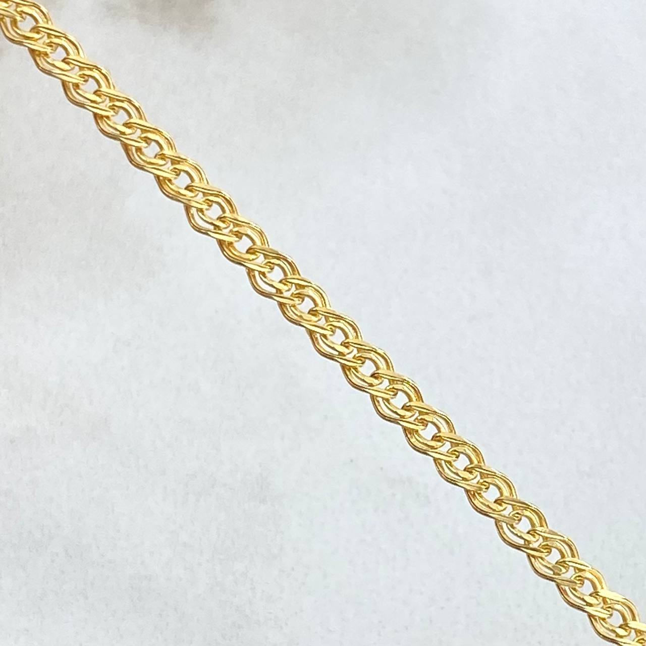 Cadena Garibaldi 2.8gr / 50cm / 2.5mm Oro Amarillo +3 18K *