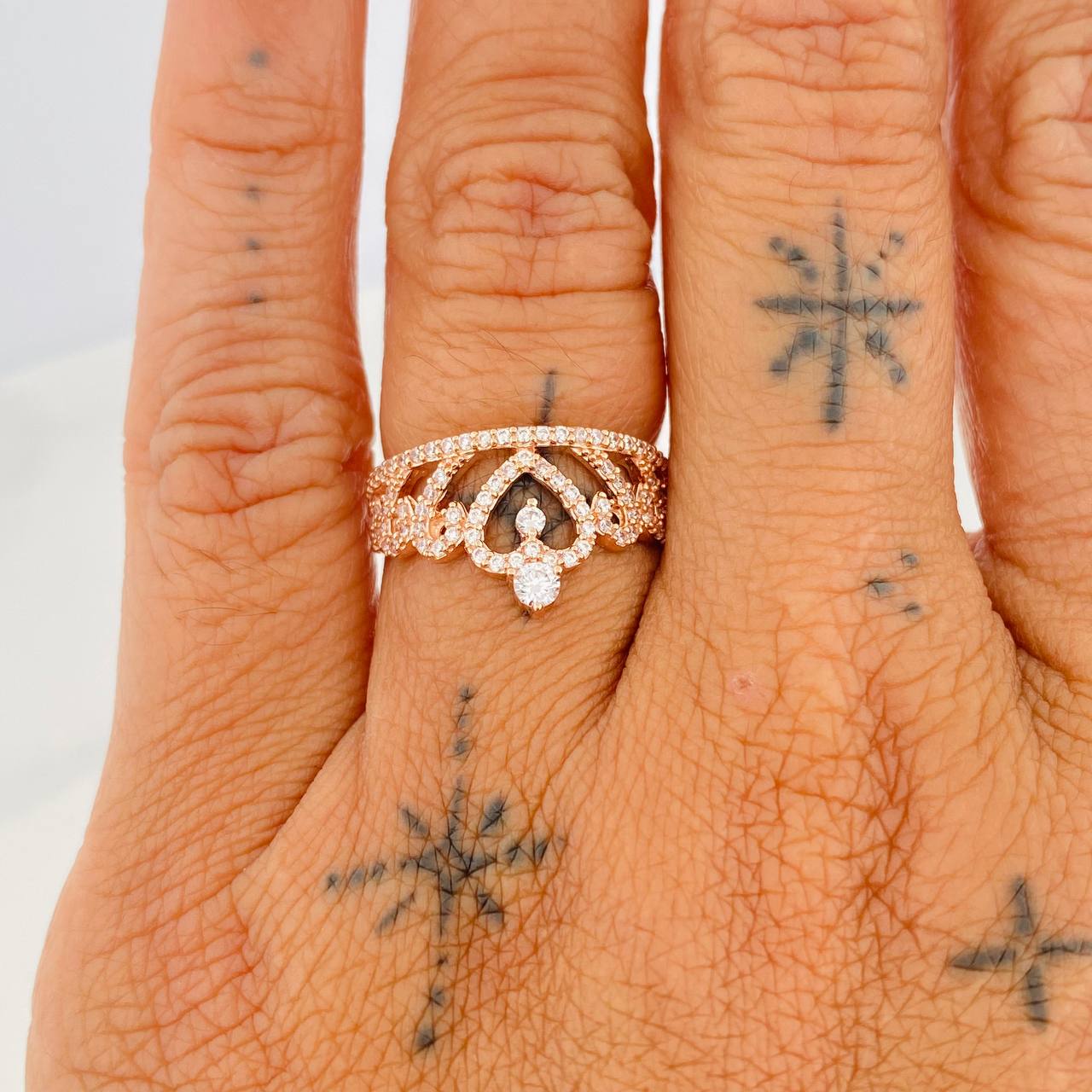 Anillo Corona Corazones 2.6gr / T5 3/4 / Oro Rosa 18K %