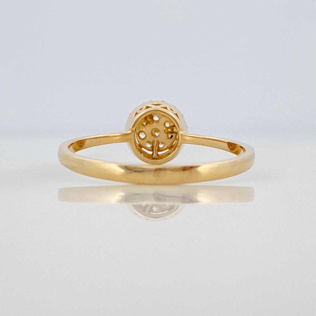 Anillo Circulo 1.8gr / T7 / Oro Amarillo 18K %