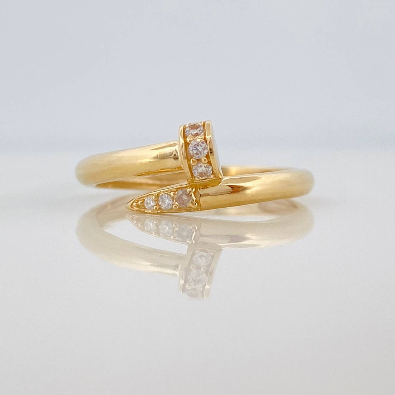 Anillo Clavo 2.05gr / T6 1/2 / Oro Amarillo 18K %