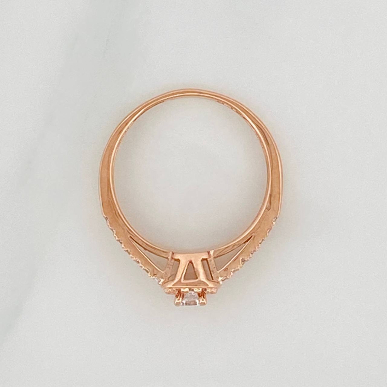 Anillo Halo Cuadrado 2.4gr / T6 1/2 / Oro Rosa 18K %