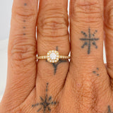 Anillo Solitario Halo Cuadrado 2.05gr / T6 / Oro Amarillo 18K %