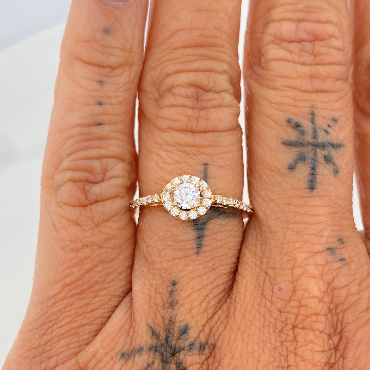 Anillo Churumbela Halo 2.25gr / T7 1/2 / Oro Amarillo 18K &