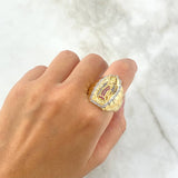 Anillo Virgen de Guadalupe 15.5gr / T11 / Circones Blancos-Azules-Fucsias Dos Oros Amarillo Blanco