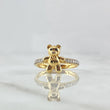 Anillo Oso Corbatin 2.35gr / T6 1/2 / Circones Blancos  Oro Amarillo 18K