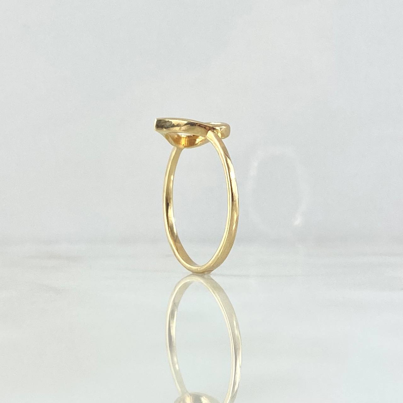 Anillo Silueta Corazón 1.7gr / T7 / Liso Oro Amarillo 18K