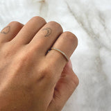 Anillo Churumbela 1.25gr / T7 3/4 / Circones Blancos Oro Amarillo 18K