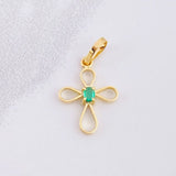 Dije Cruz Esmeralda 3pts 0.5g / 1.9cm Oro Amarillo 18K