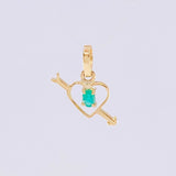 Dije Corazón Flechado Esmeralda 6pts 0.35g / 1.3cm Oro Amarillo 18K