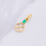 Dije Pelota De Tenis Esmeralda 8pts 0.4g / 1.6cm Oro Amarillo 18K