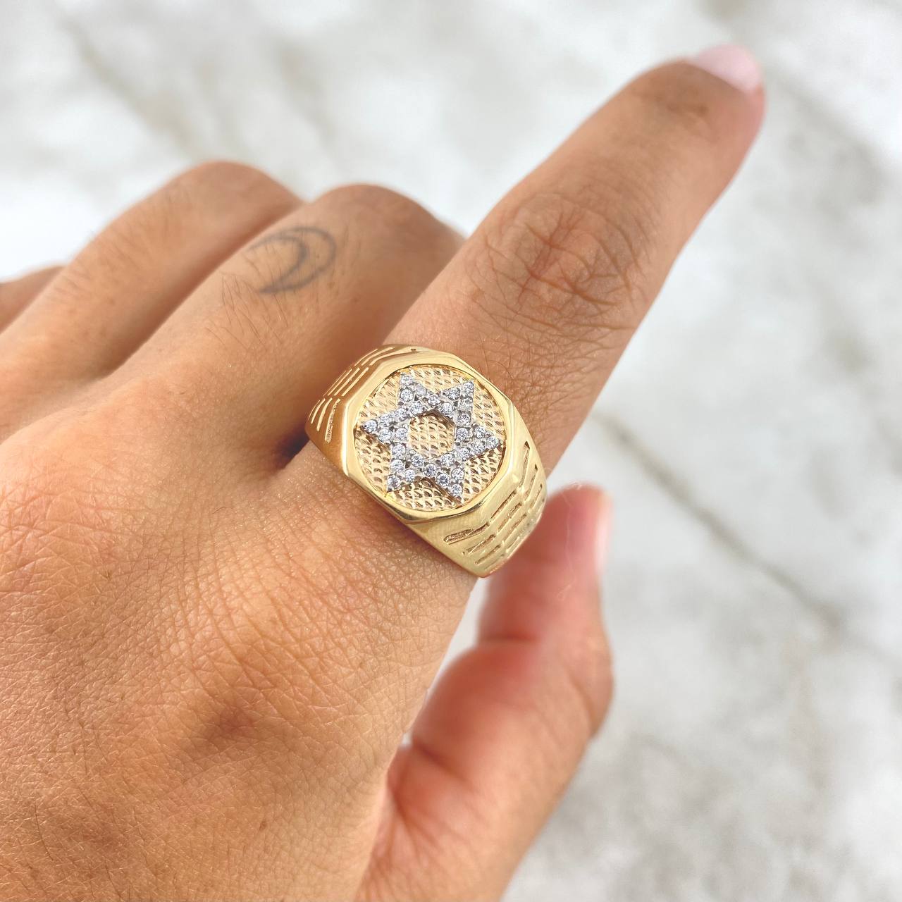 Anillo Estrella de David 6.95gr / T9 3/4 / Texturizado Circones Blancos Dos Oros Amarillo Blanco *