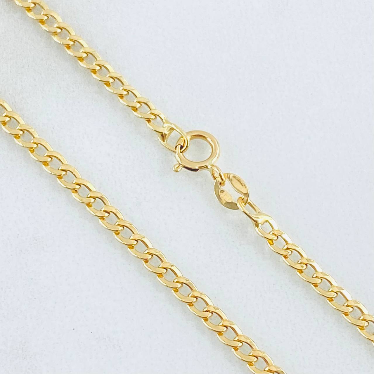 Cadena Cubana 1.65g / 50cm / 1.7mm Oro Amarillo 18K