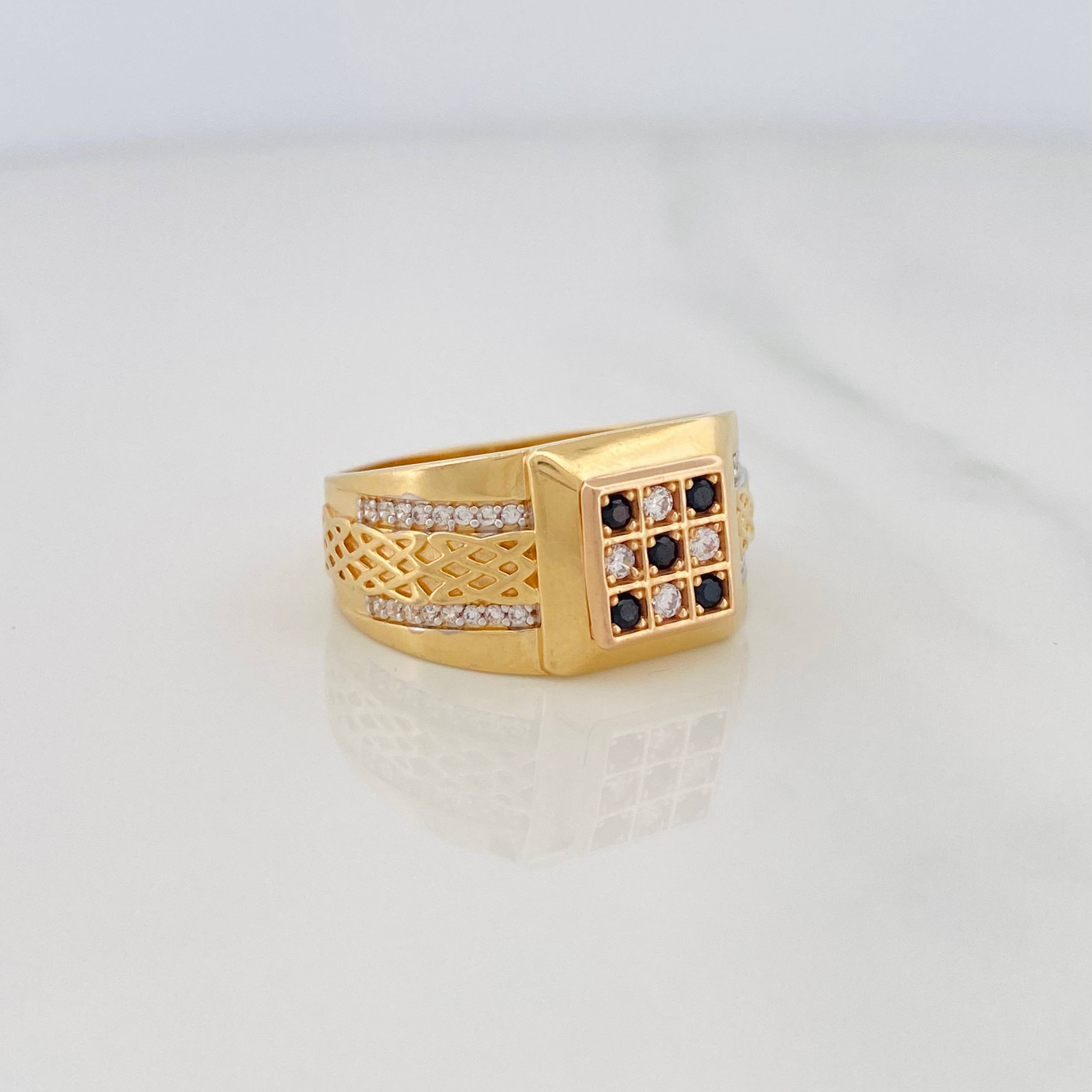 Anillo Sello Cuadro 7.6g / T10 3/4 Tres Oros 18K