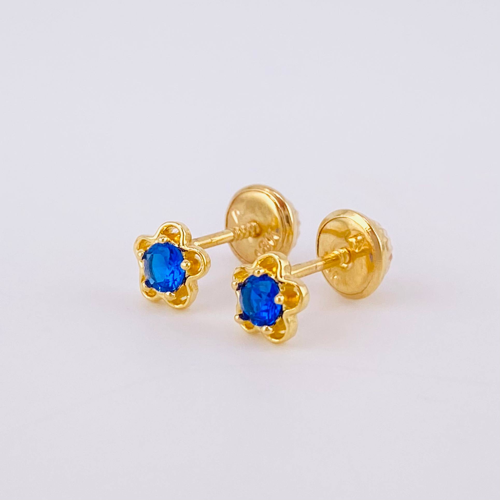 Topos Flor 0.9gr / Oro 18K