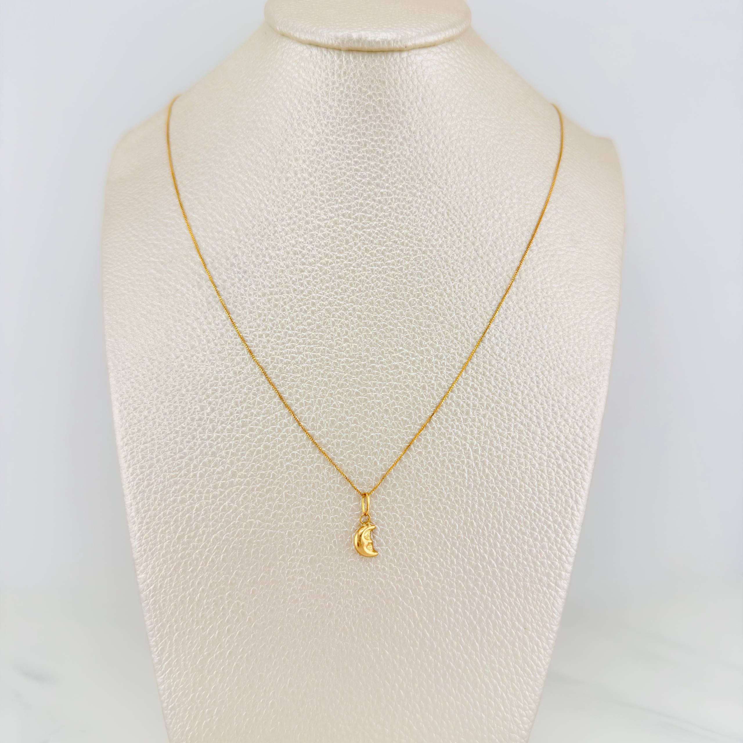 Set Cadena Veneciana + Dije Luna / 1,1gr / 45 cm Oro Amarillo 18K