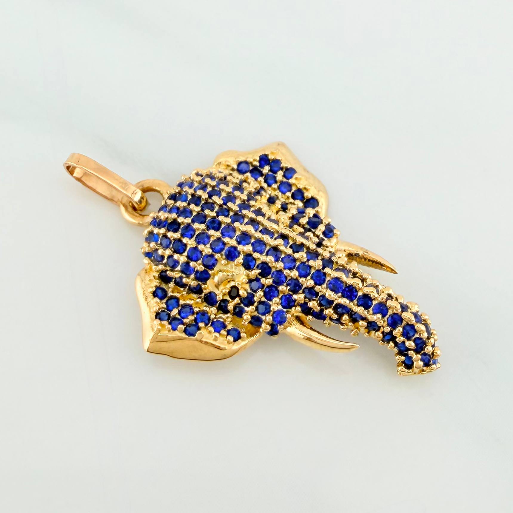 Dije Rostro Elefante 2.85 g / 3 cm Oro Amarillo 18K
