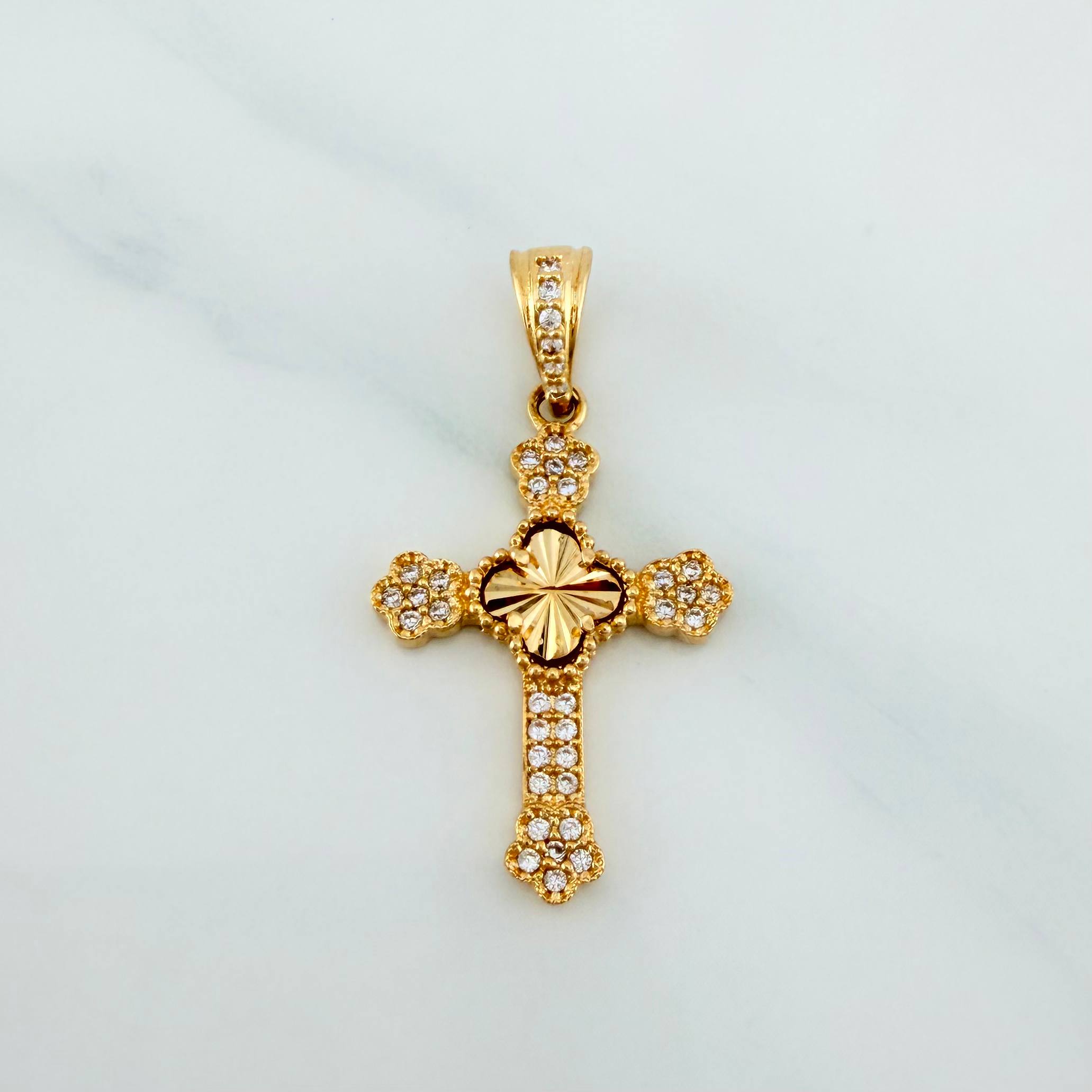 Dije Cruz Trebol Flores 1.95 g / 3 cm Oro Amarillo 18K