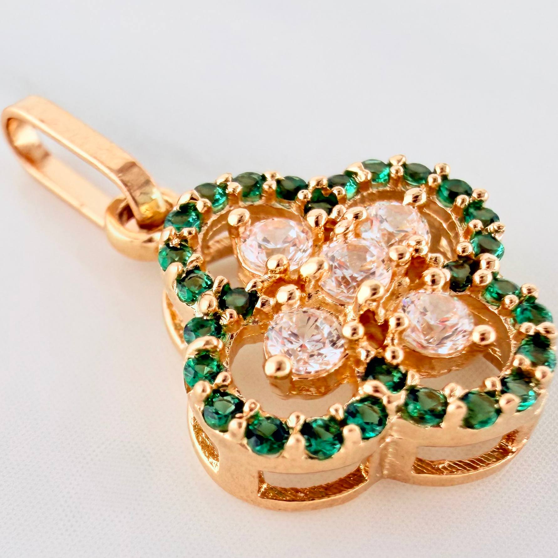 Dije Trebol Doble 1.4 g / 2 cm Oro Amarillo 18K