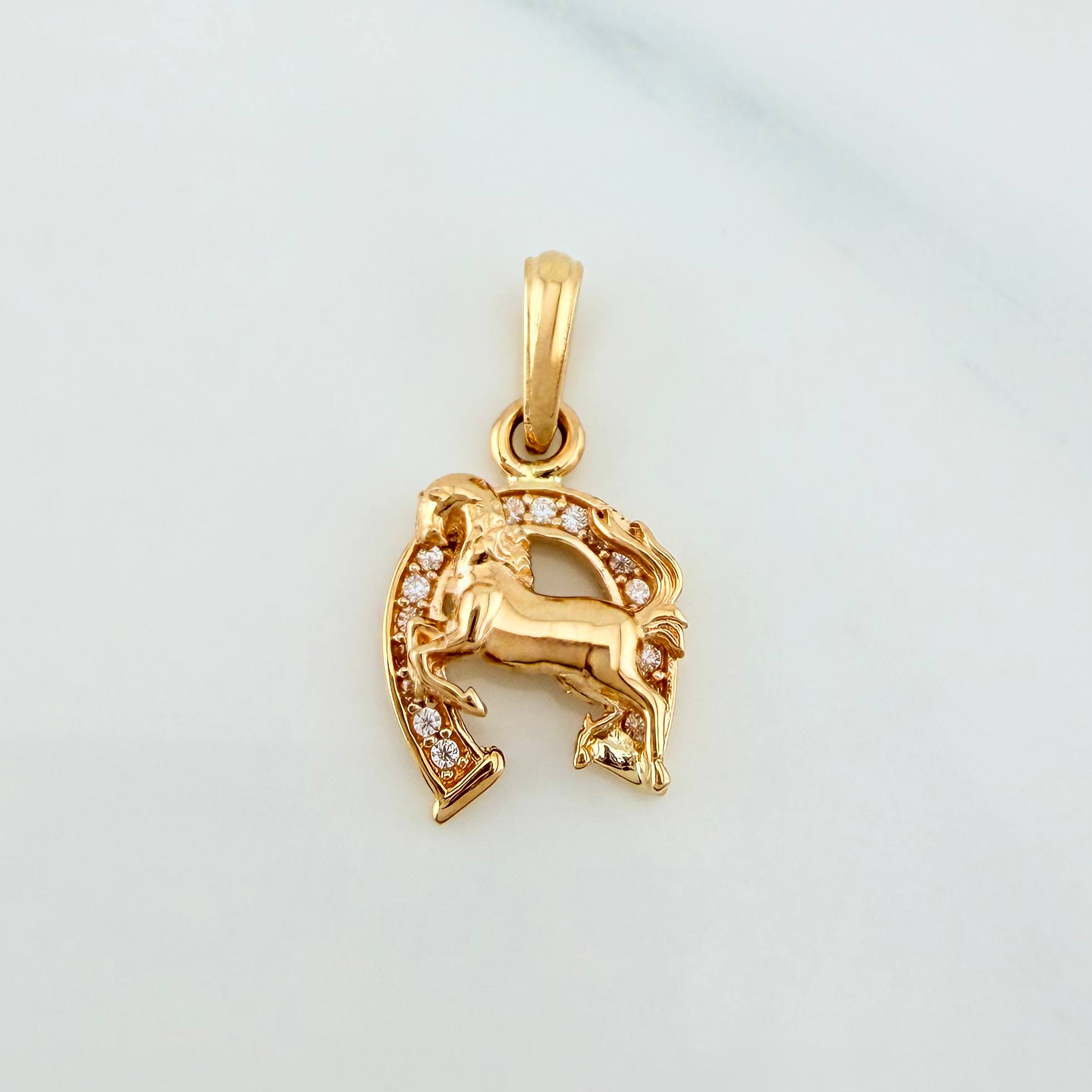 Dije Herradura Caballo 1.75 g / 2.1 cm Oro Amarillo 18K