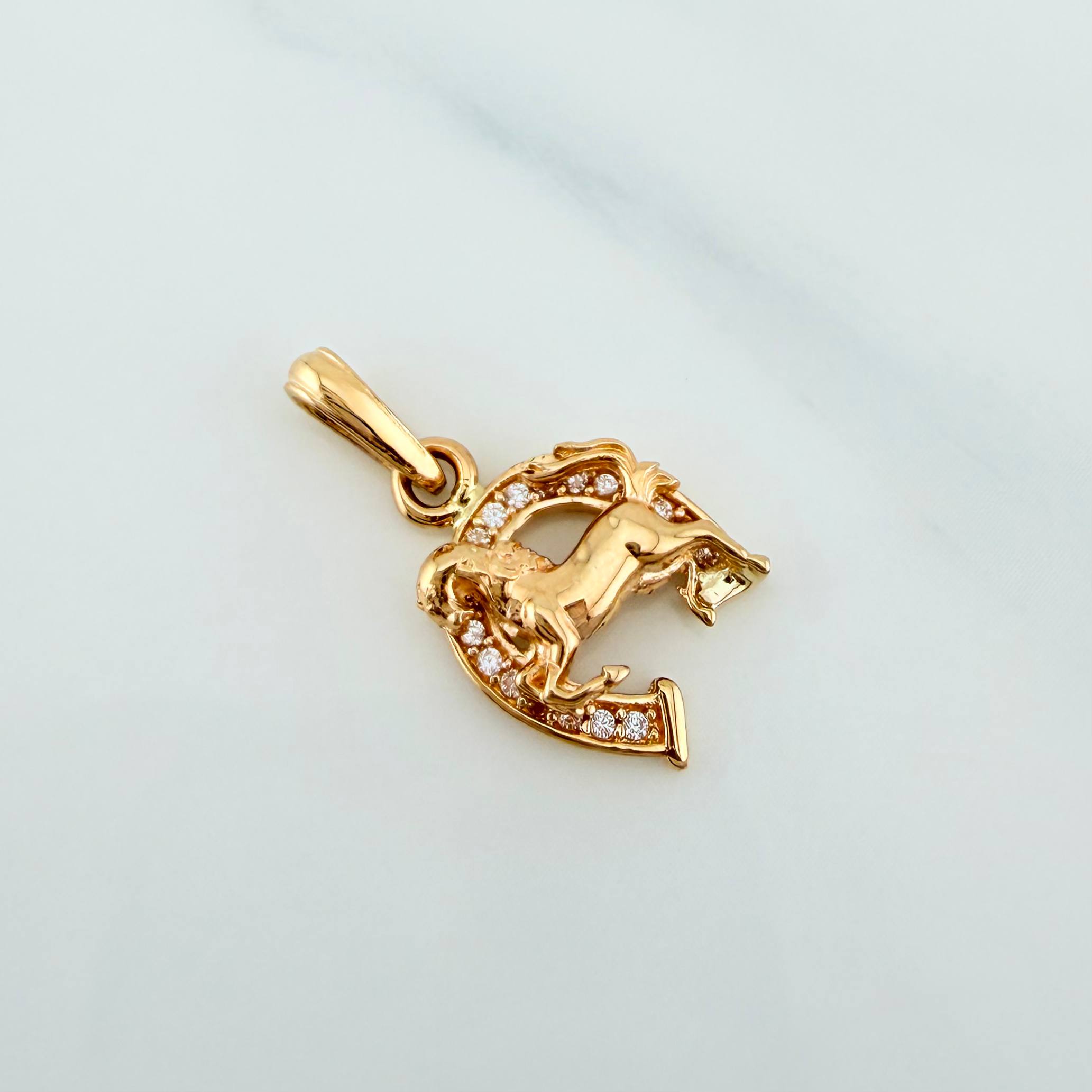 Dije Herradura Caballo 1.75 g / 2.1 cm Oro Amarillo 18K