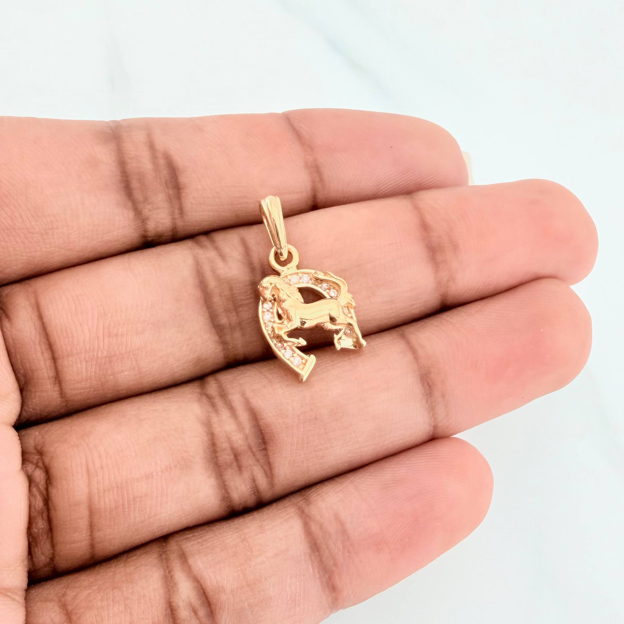 Dije Herradura Caballo 1.75 g / 2.1 cm Oro Amarillo 18K