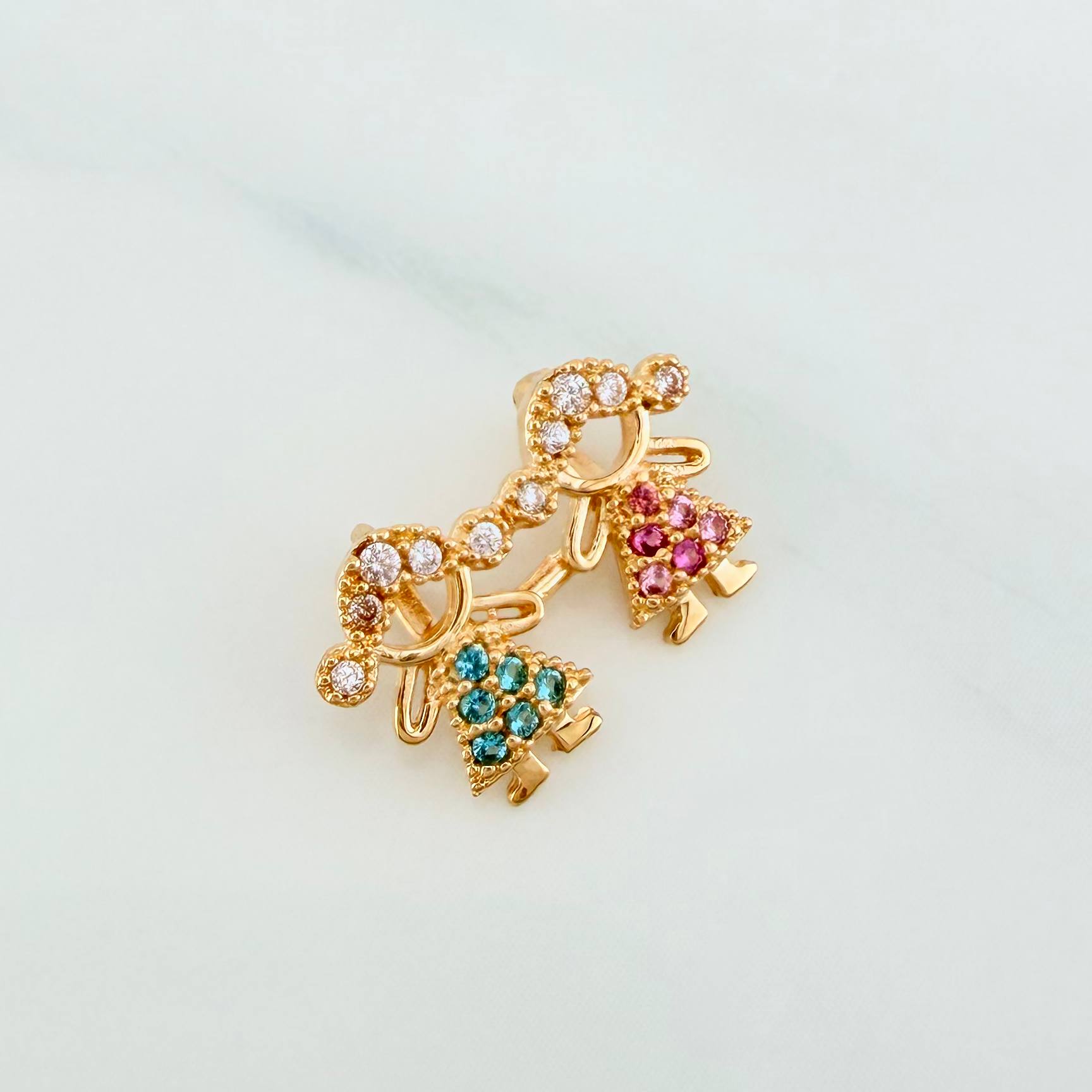 Dije Silueta Niñas 1.2 g / 1 cm Oro Amarillo 18K