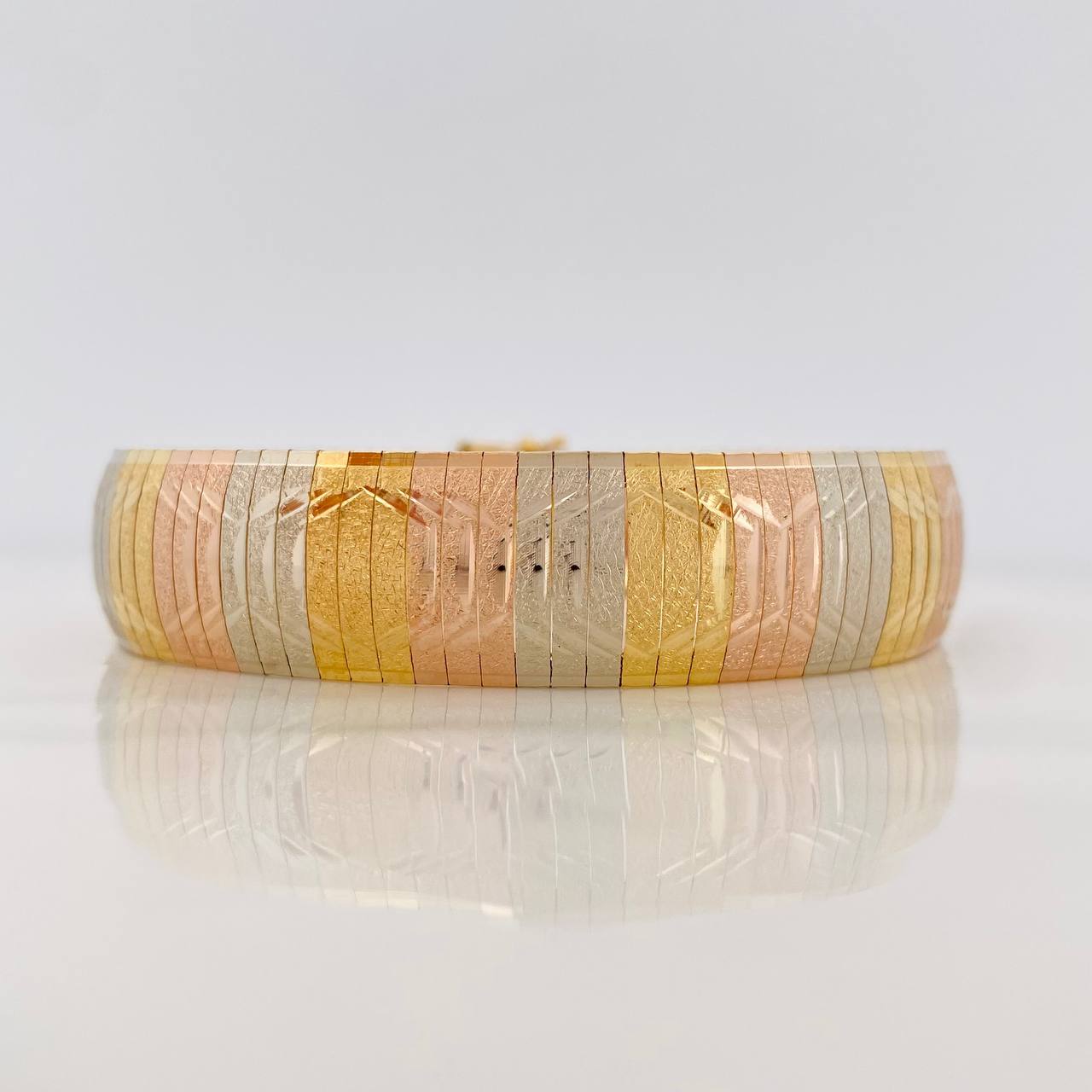 Pulso Destellos 28.45g / 20cm / 14.55mm Tres Oros 18K