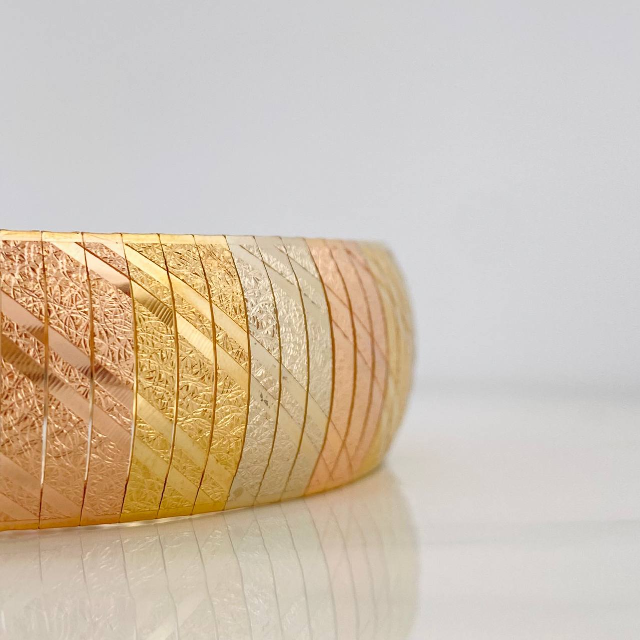 Pulso Destellos 38.5g / 20cm / 18.55mm Tres Oros 18K