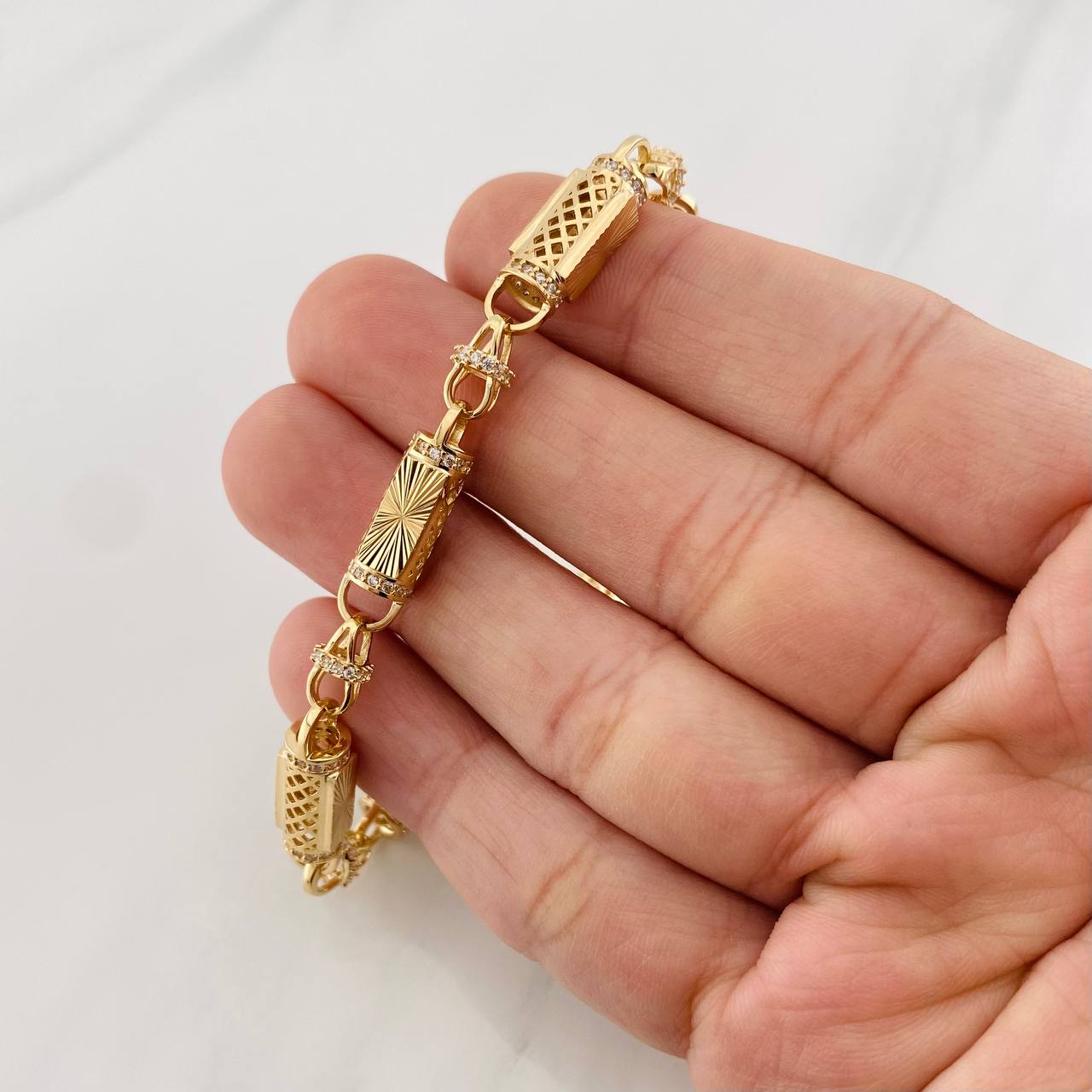 Pulso Rustico Malla Cilindrica 16.9g / 20.5cm / 6.2mm Oro Amarillo 18K