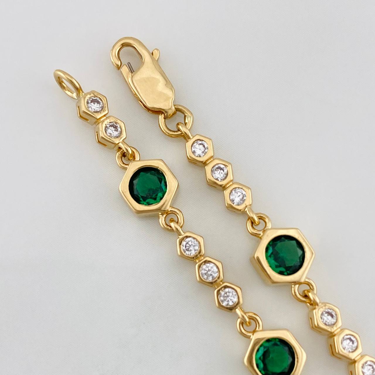 Pulso Halo Tuerca 8.7g / 18.05cm / 2.86mm Oro Amarillo 18K