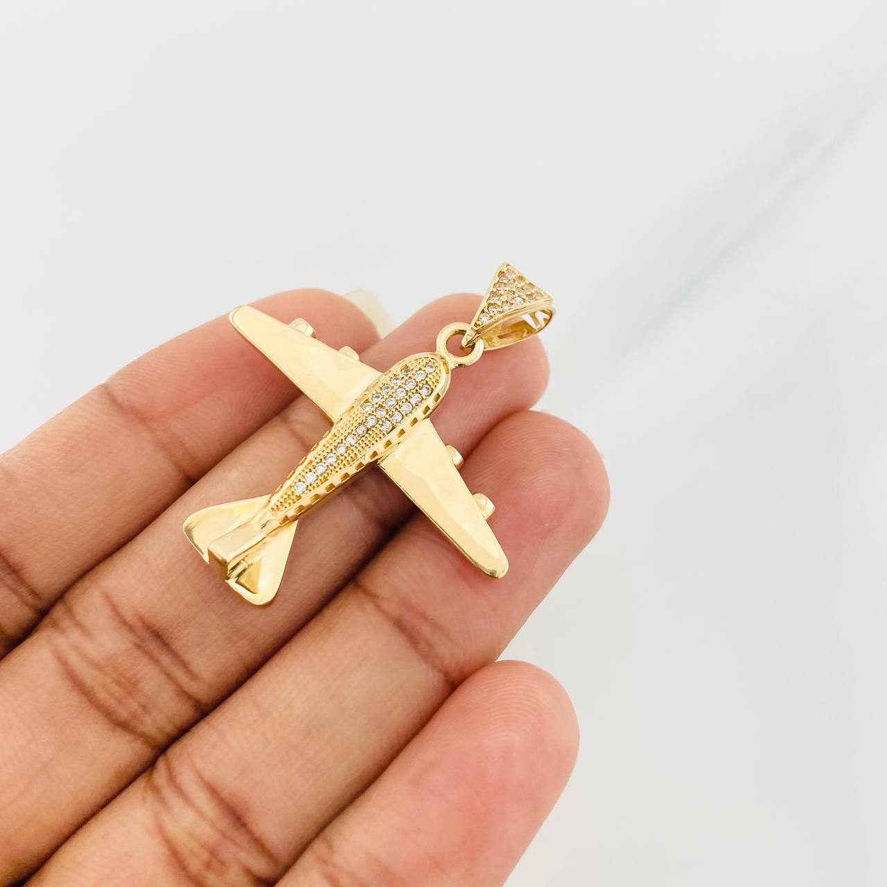 Dije Avión 5.65g / 3.9cm Oro Amarillo 18K