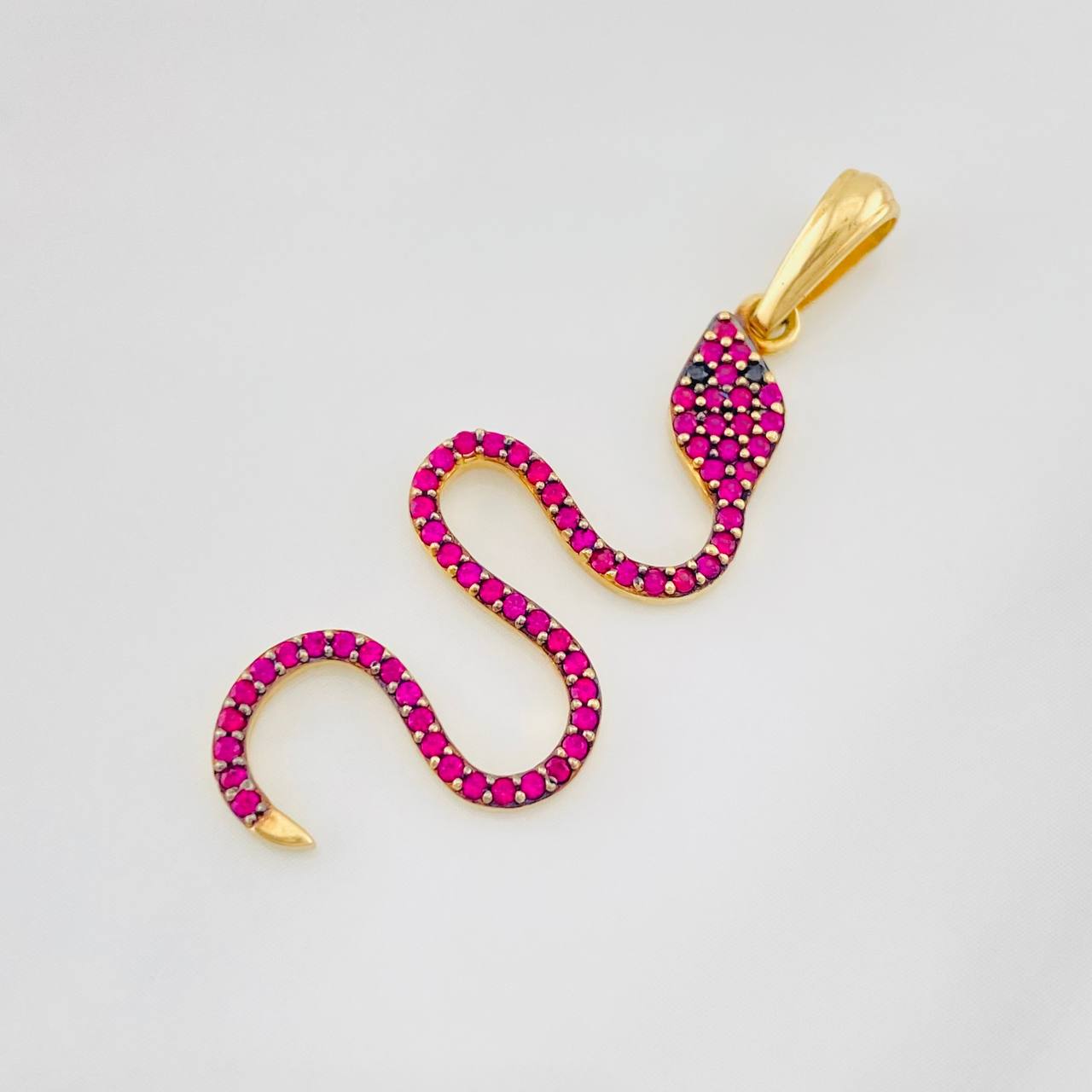 Dije Serpiente 1.9g / 3.8cm Dos Oros Negro Amarillo 18K