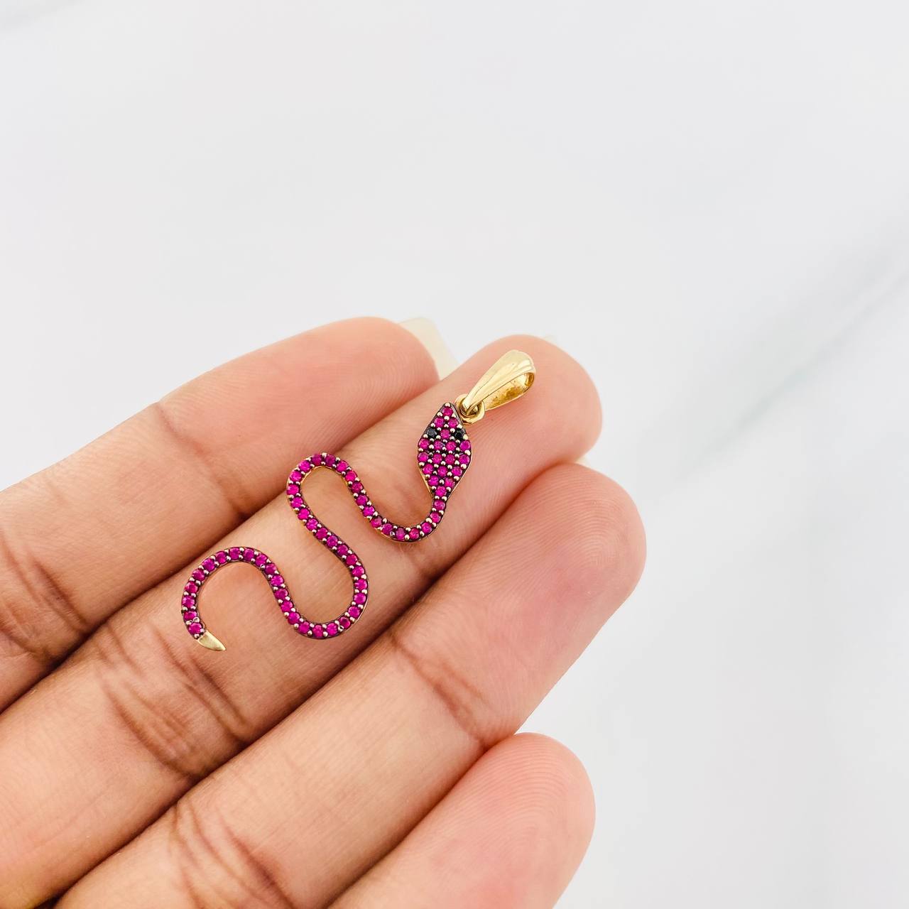 Dije Serpiente 1.9g / 3.8cm Dos Oros Negro Amarillo 18K