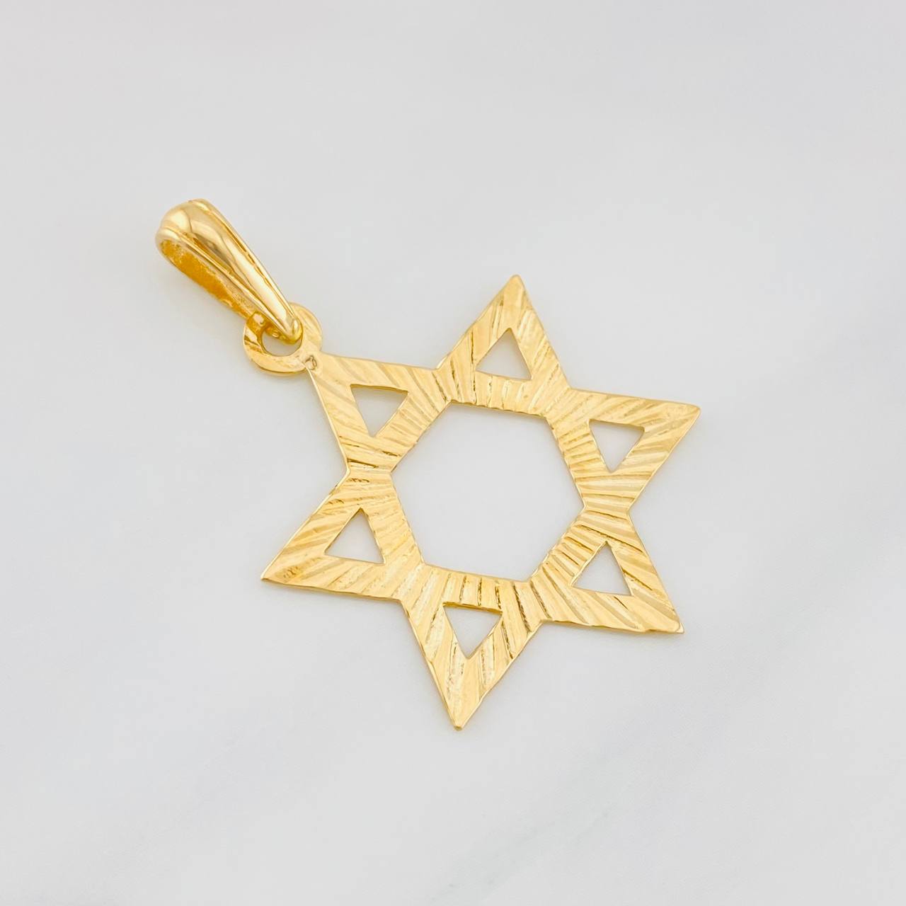 Dije Estrella de David 2g / 3.9cm Oro Amarillo 18K