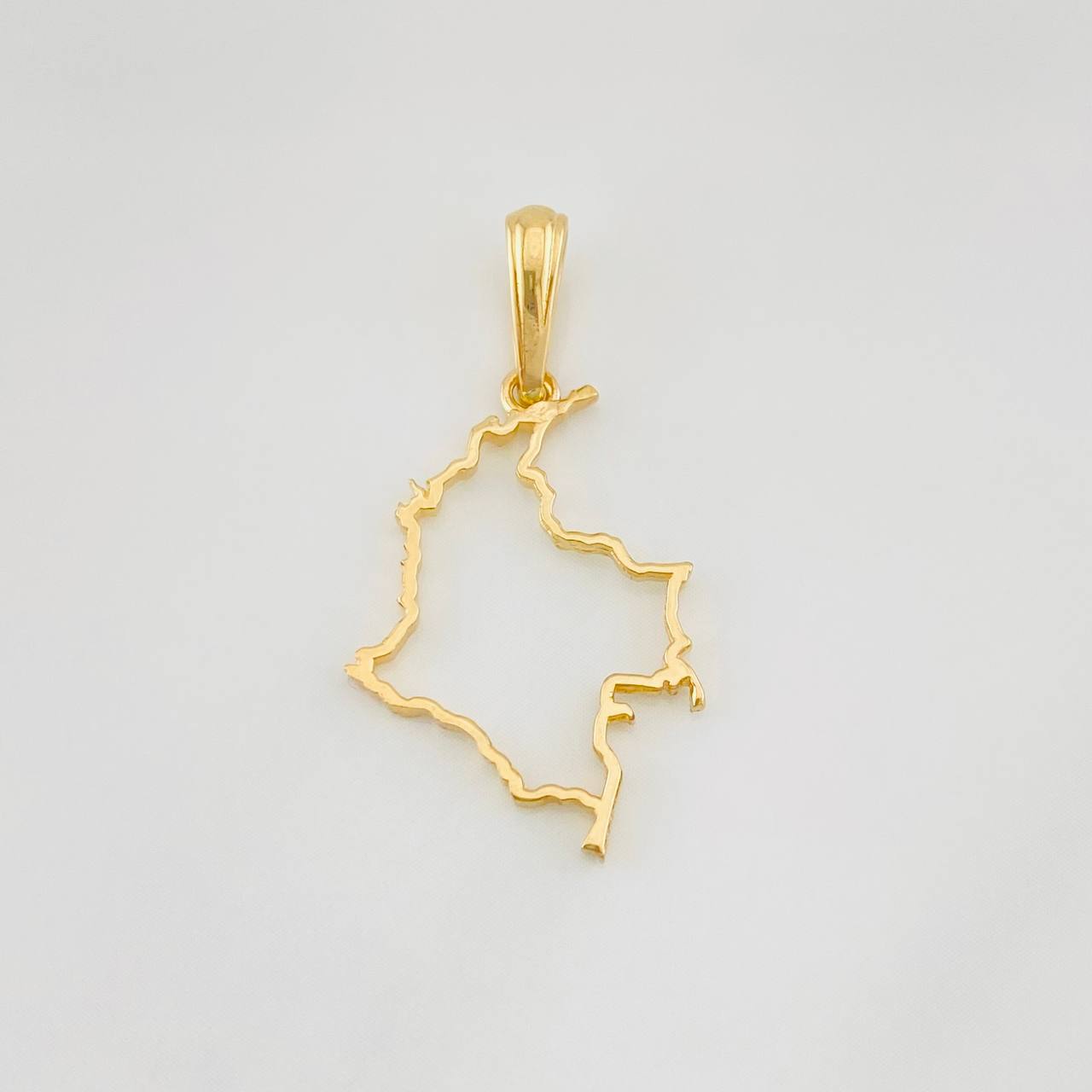 Dije Mapa Colombia 1.05g / 3cm Oro Amarillo 18K