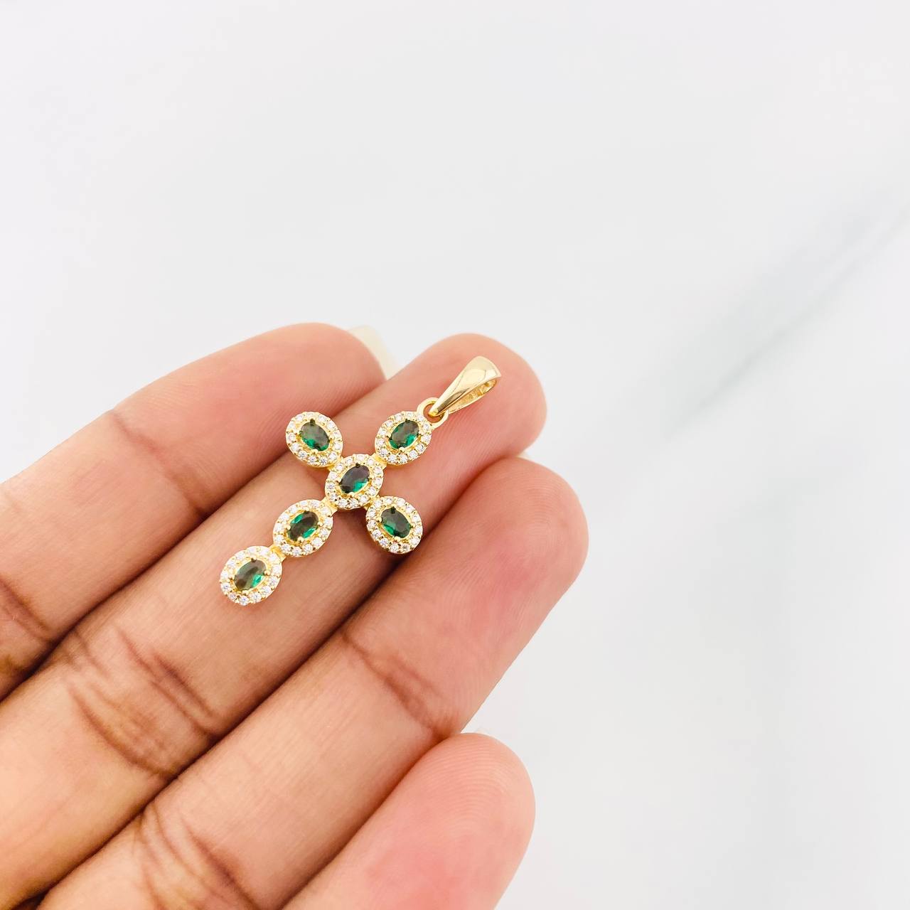Dije Cruz Tupida 2.05g / 3.2cm Oro Amarillo 18K