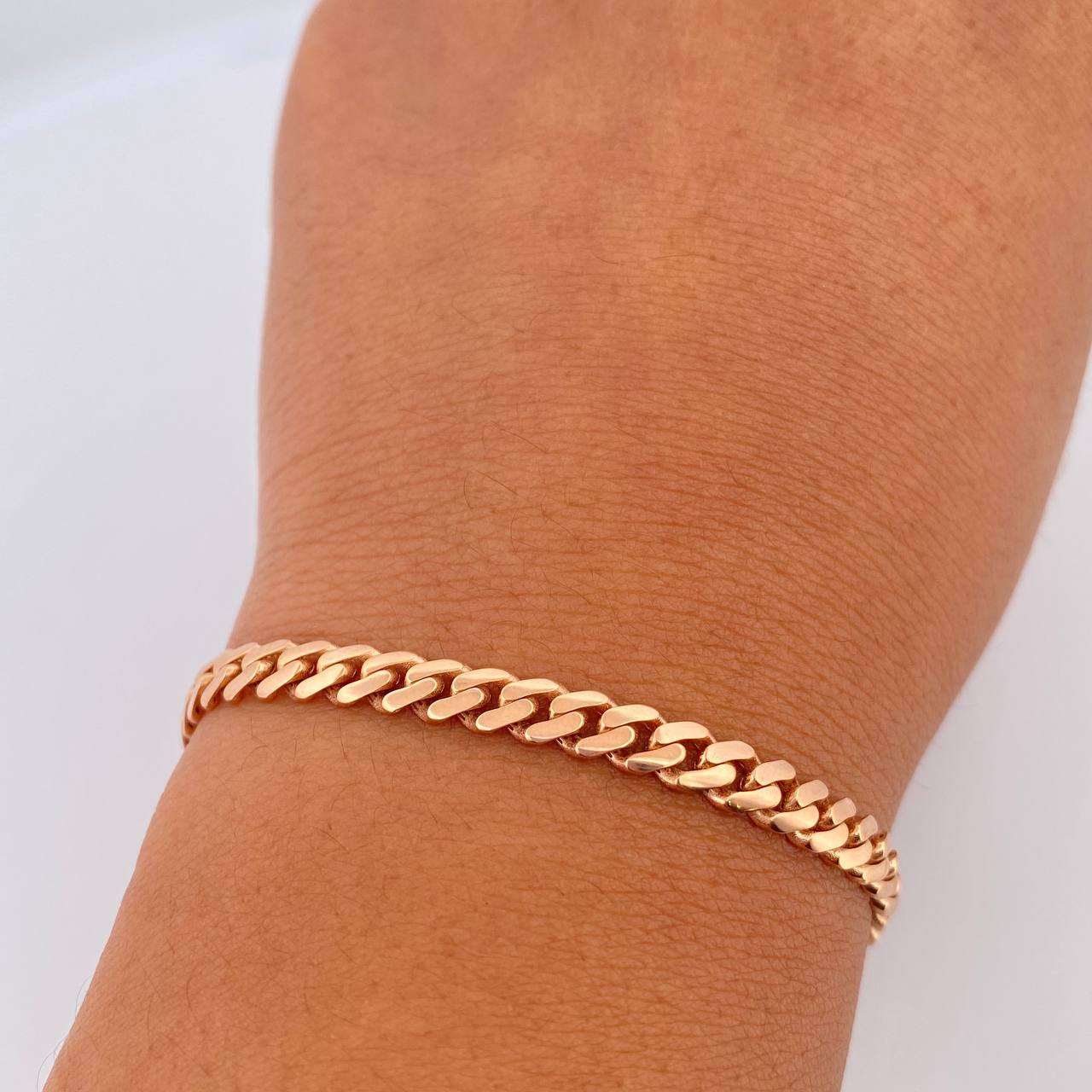Pulso Cubano Infinito 6.35gr / 18.5cm / Oro Rosa +4 18K $